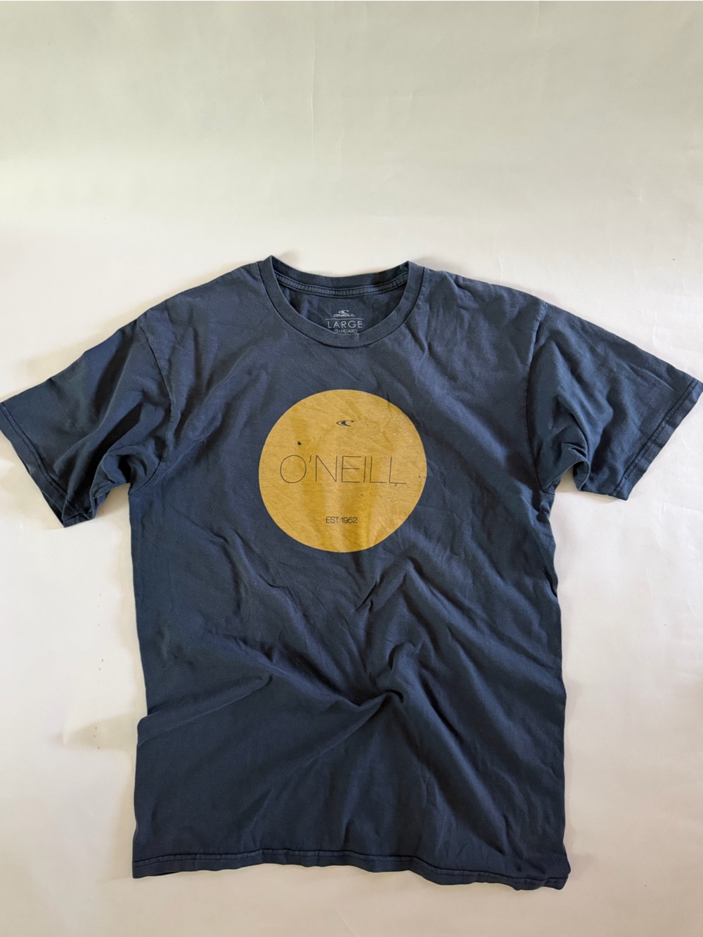 O'Neill Men's Navy Blue Graphic Tee with Yellow Logo